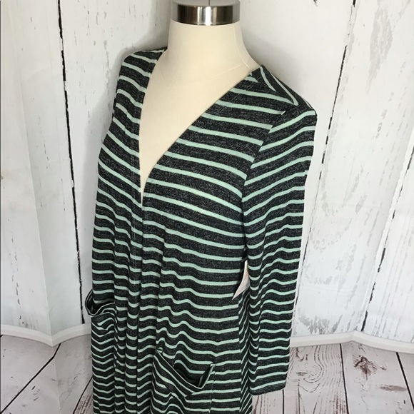 Lularoe Sarah - Picture 10 of 10